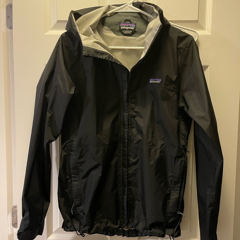 Women's Patagonia Torrentshell Rain Jacket Size M Black